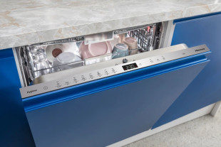 Посудомийна машина Hisense HV663C60